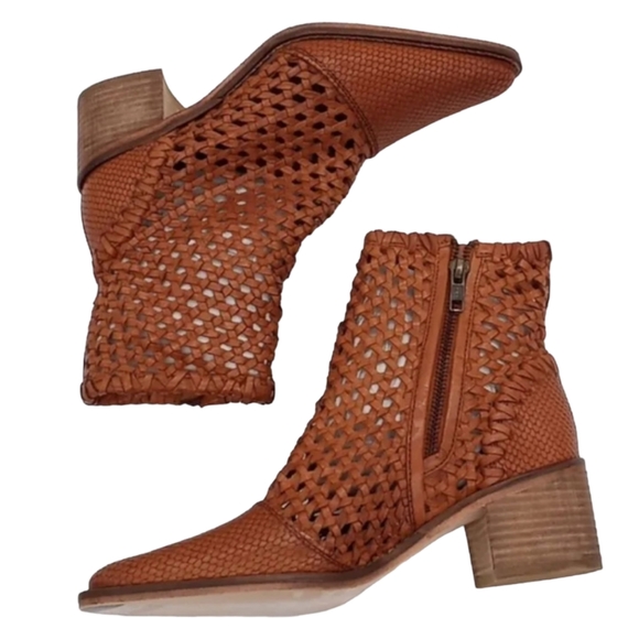 FREE PEOPLE In The Loop Leather Woven Tan Boots Womens Size 37 (US 7) - Picture 2 of 5